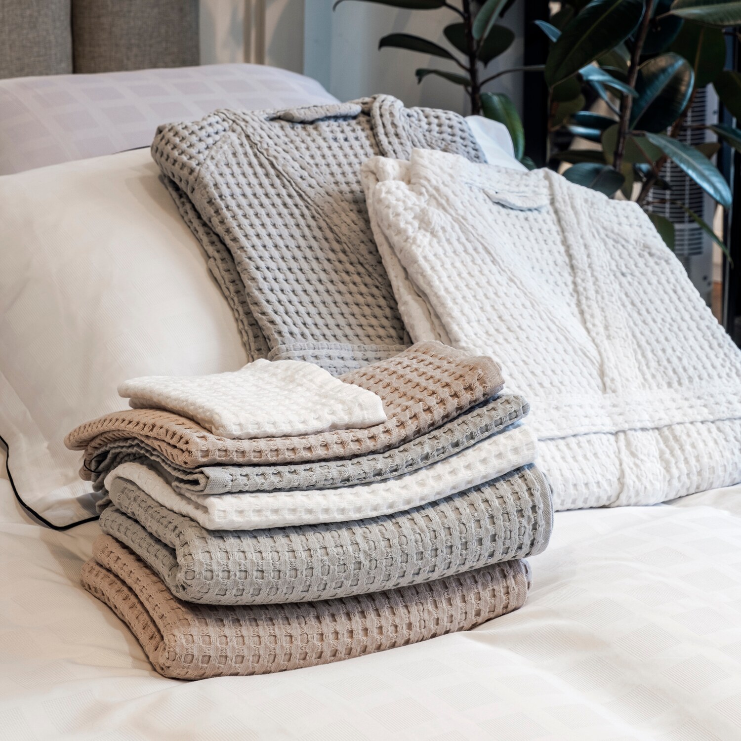 Behind the Label: focus on your Le Bon Marché summer accessories